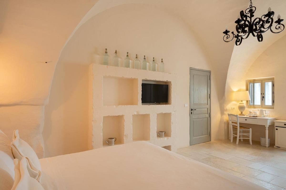 Masseria Le Carrube ออสตูนี ภายนอก รูปภาพ